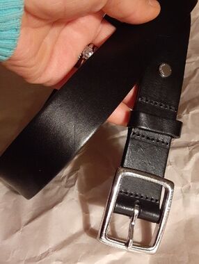 Rag& Bone Women's Black Leather Belt with Silver Buckle Sz M England
